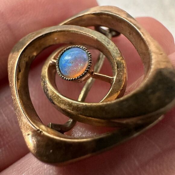 Antique Gold Fill Opal Swirl Design Brooch - Picture 4 of 8